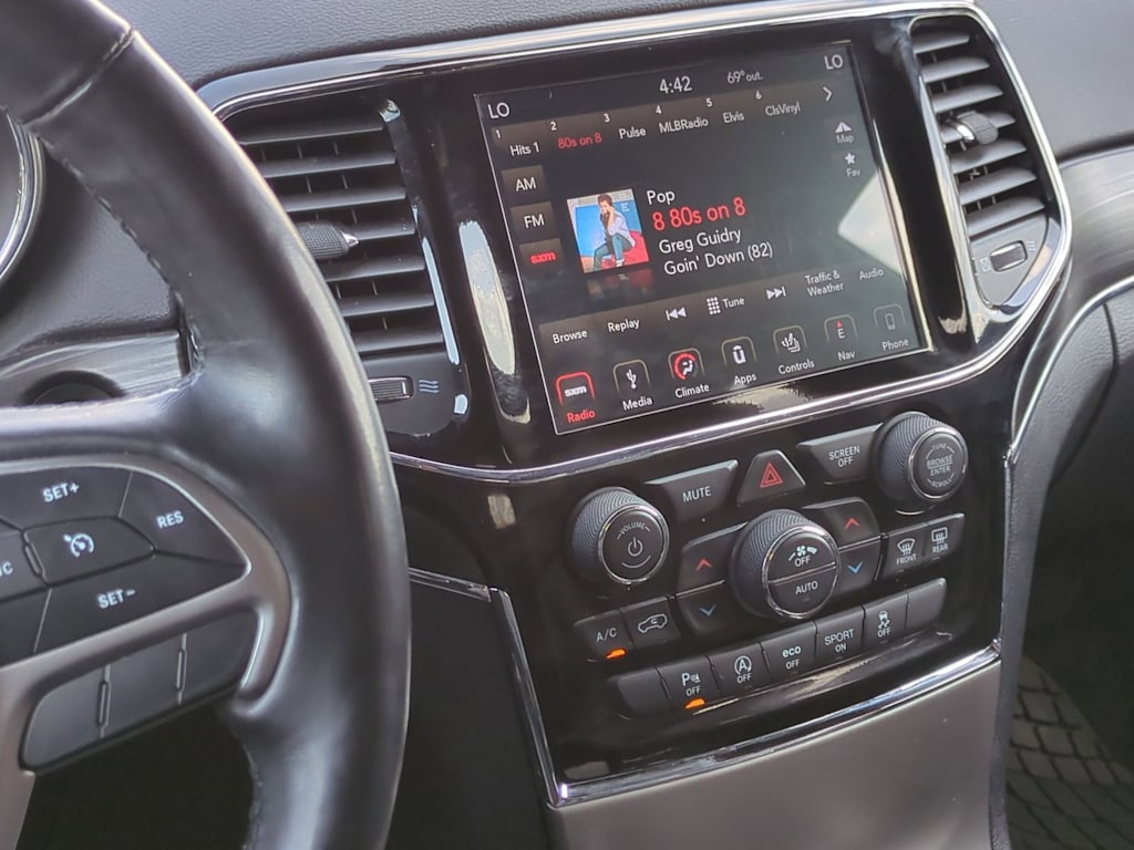 Thumbnail: 2019 Jeep Grand Cherokee - 14
