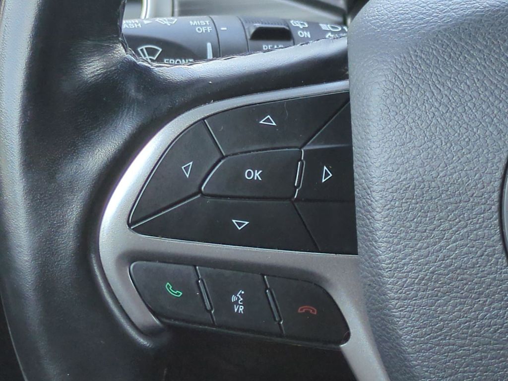 Thumbnail: 2021 Jeep Grand Cherokee - 30