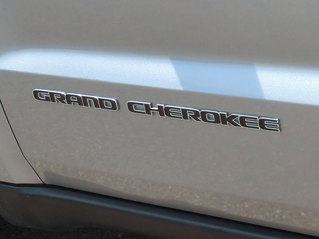 Thumbnail: 2021 Jeep Grand Cherokee - 7