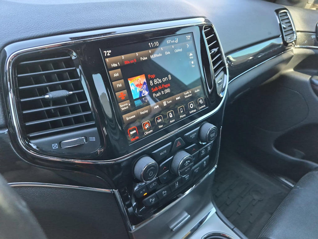 Thumbnail: 2021 Jeep Grand Cherokee - 14