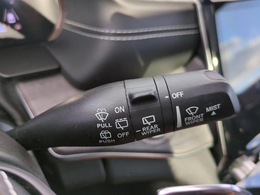 Thumbnail: 2022 Jeep Grand Cherokee - 15