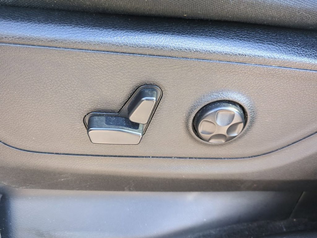 Thumbnail: 2019 RAM 1500 - 24