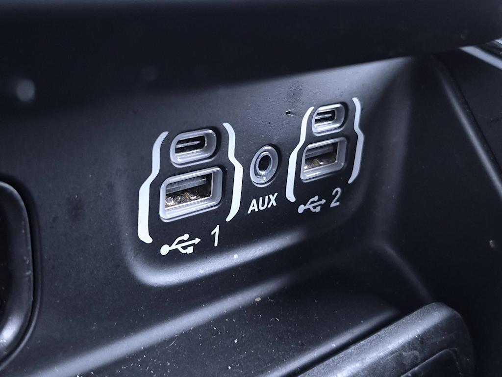 Thumbnail: 2022 RAM 1500 - 32