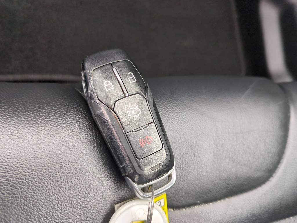 Thumbnail: 2015 Ford Mustang - 15