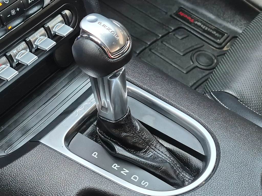 Thumbnail: 2020 Ford Mustang - 15