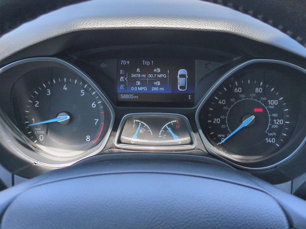 Thumbnail: 2016 Ford Focus - 16