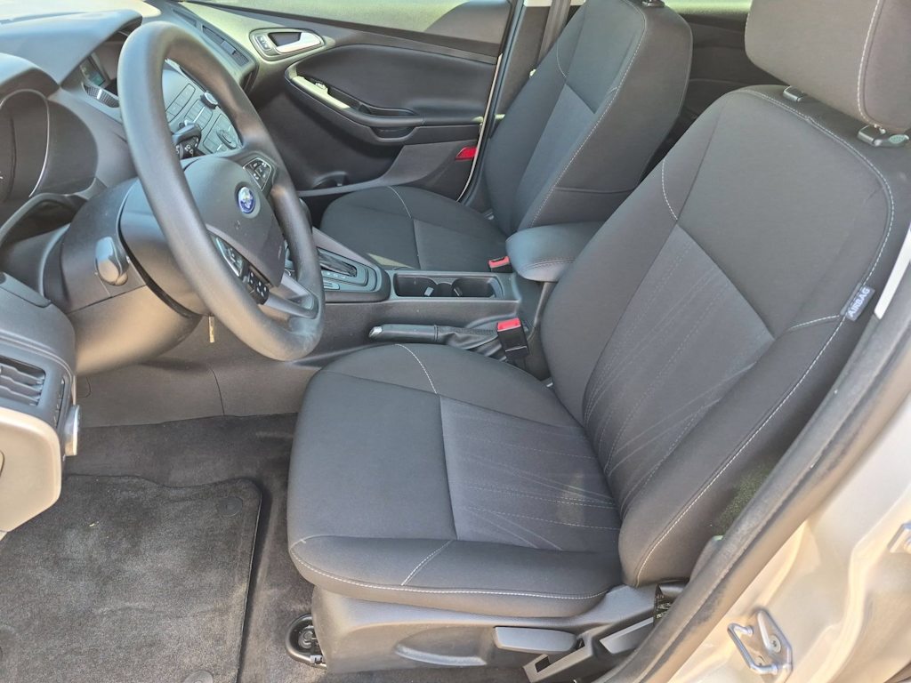 Thumbnail: 2018 Ford Focus - 10