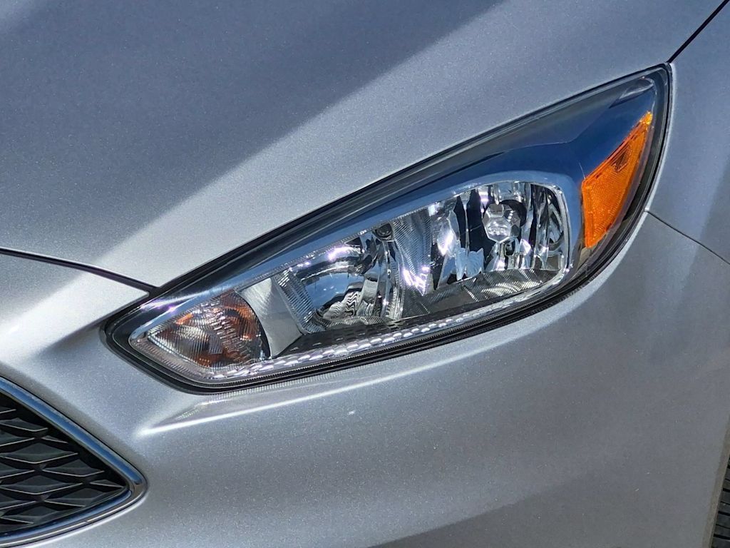 Thumbnail: 2018 Ford Focus - 24