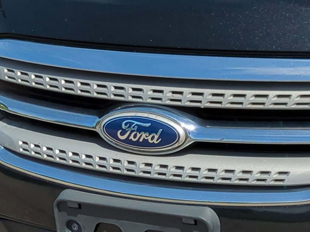 Thumbnail: 2011 Ford Taurus - 7