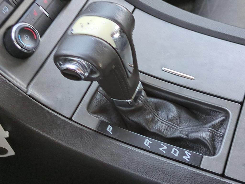 Thumbnail: 2011 Ford Taurus - 14