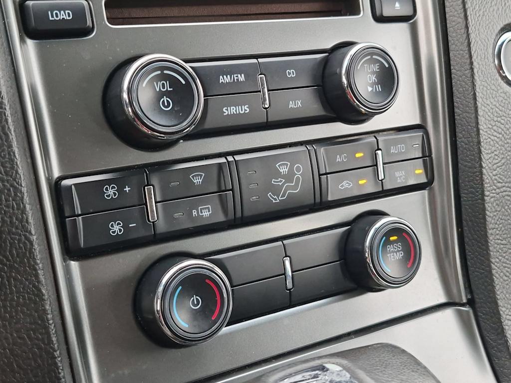 Thumbnail: 2012 Ford Taurus - 32