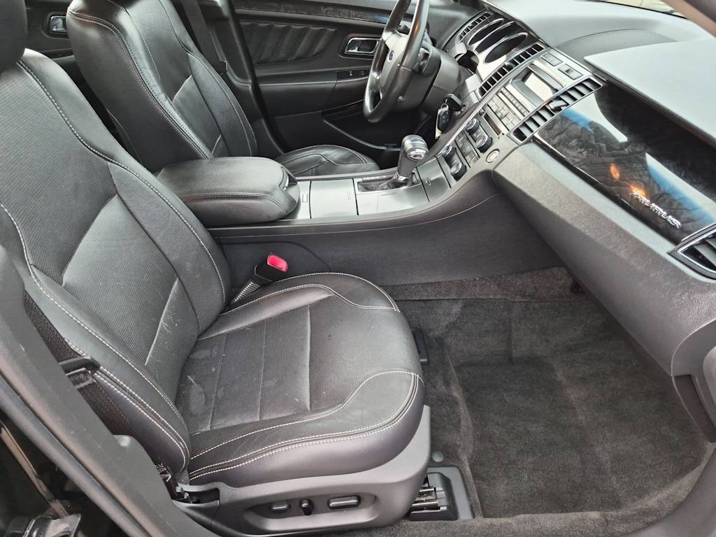 Thumbnail: 2012 Ford Taurus - 26