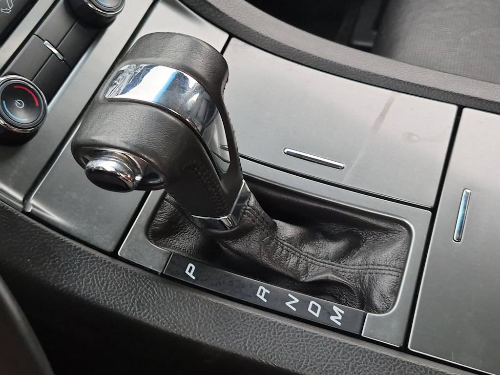 Thumbnail: 2012 Ford Taurus - 34