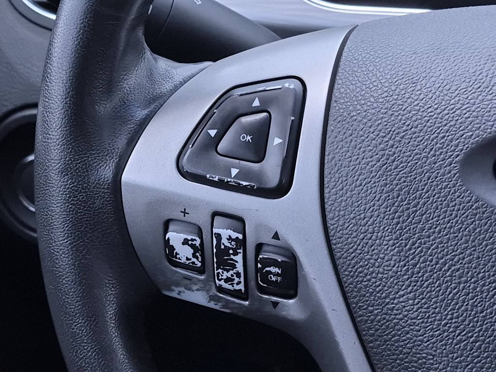 Thumbnail: 2015 Ford Taurus - 30
