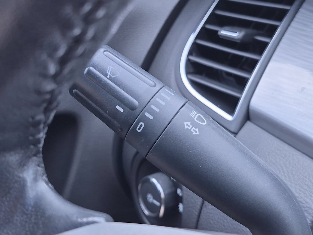 Thumbnail: 2015 Ford Taurus - 14