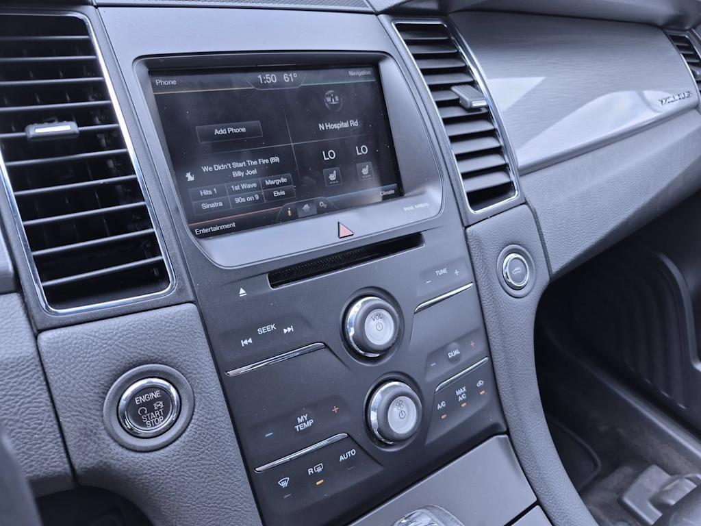 Thumbnail: 2015 Ford Taurus - 13