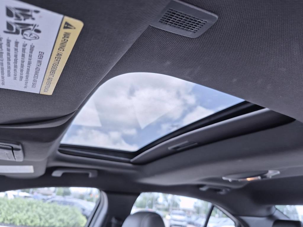 Thumbnail: 2015 Ford Taurus - 26