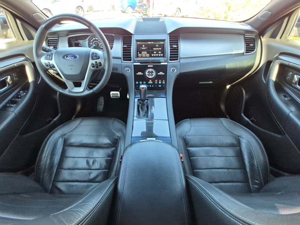 Thumbnail: 2015 Ford Taurus - 9