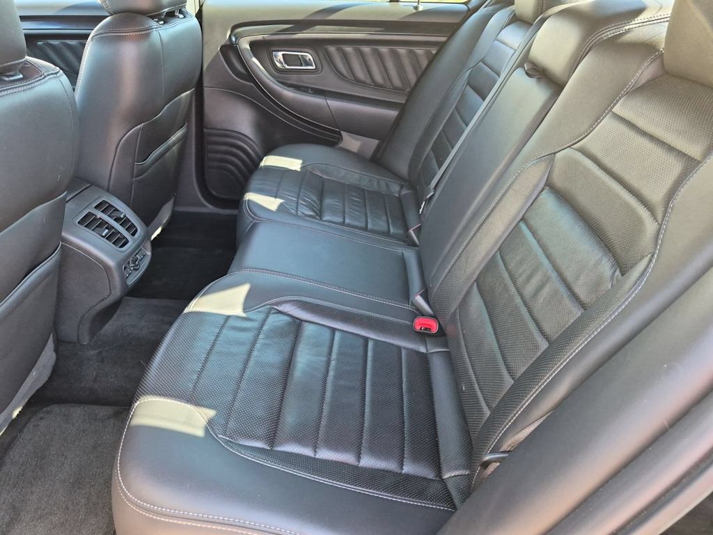 Thumbnail: 2015 Ford Taurus - 12