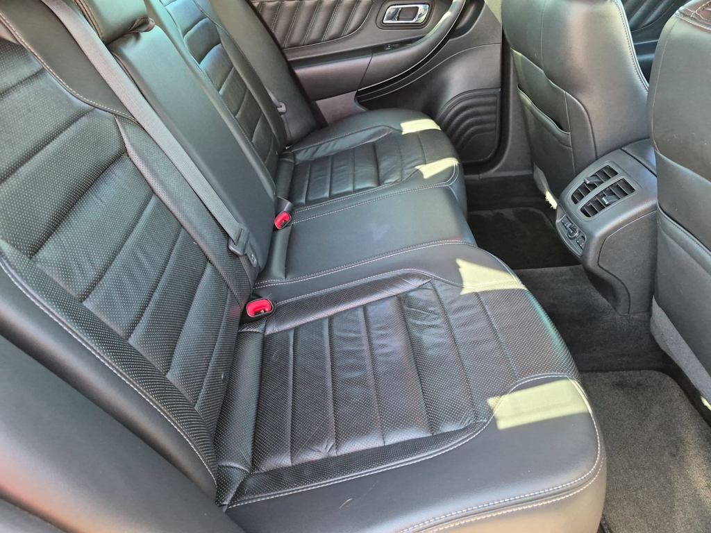 Thumbnail: 2015 Ford Taurus - 29