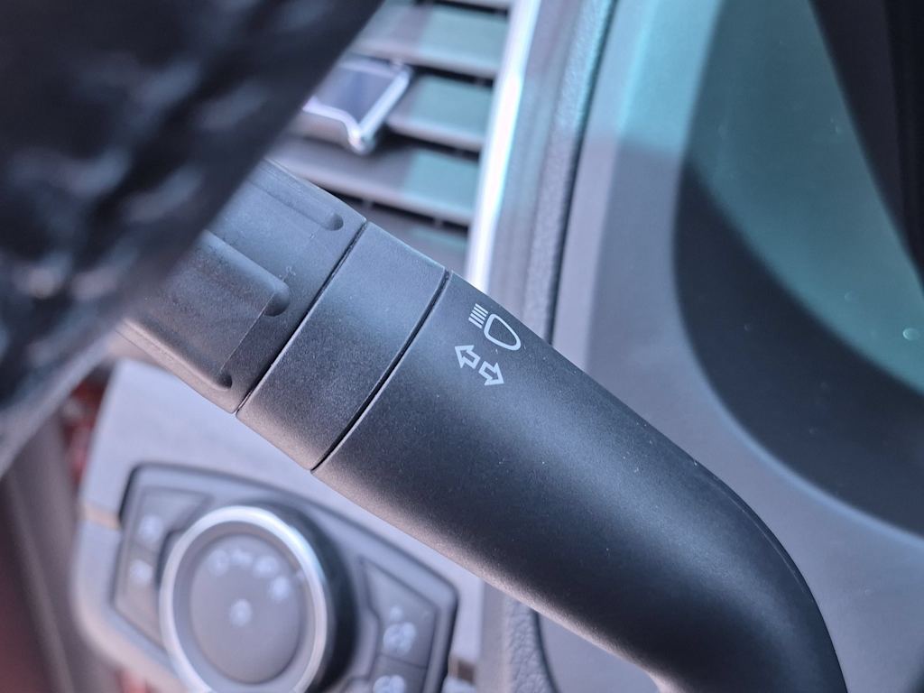 Thumbnail: 2015 Ford Explorer - 14