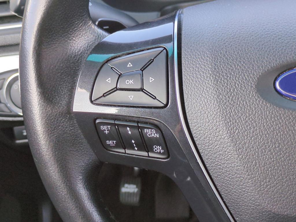 Thumbnail: 2016 Ford Explorer - 28