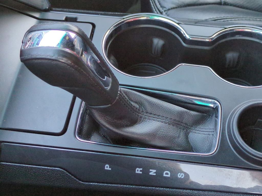 Thumbnail: 2016 Ford Explorer - 34
