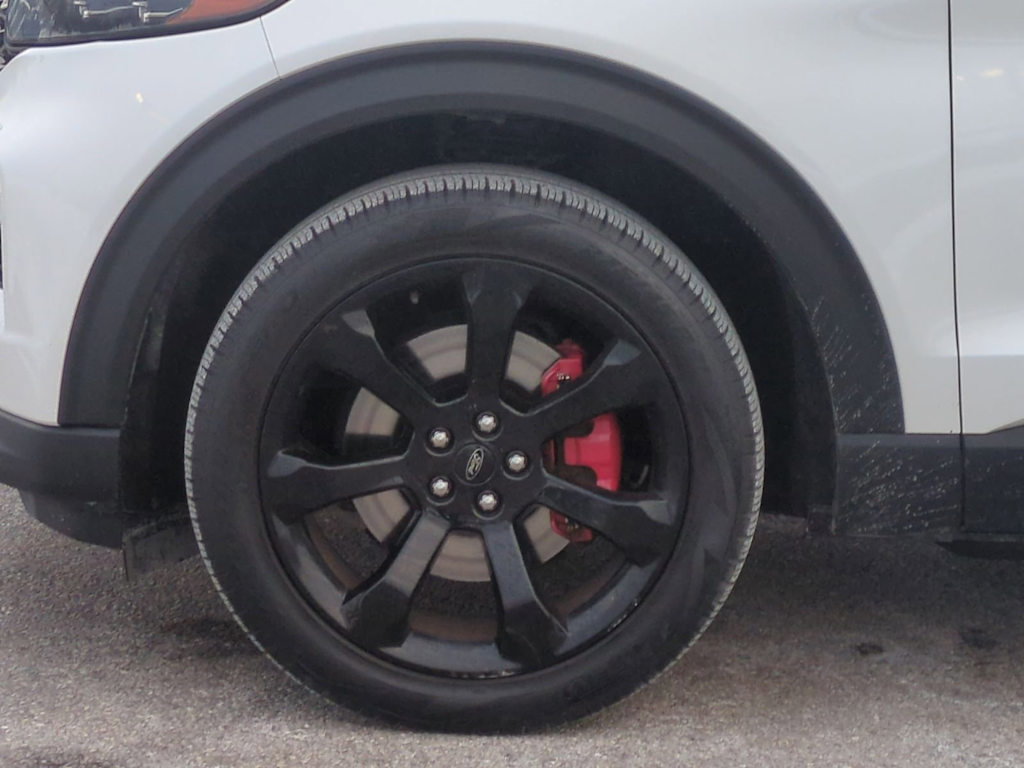 Thumbnail: 2022 Ford Explorer - 8