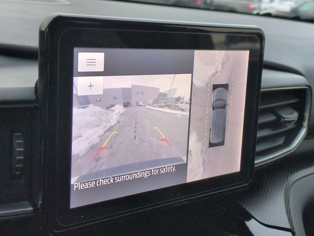 Thumbnail: 2022 Ford Explorer - 35