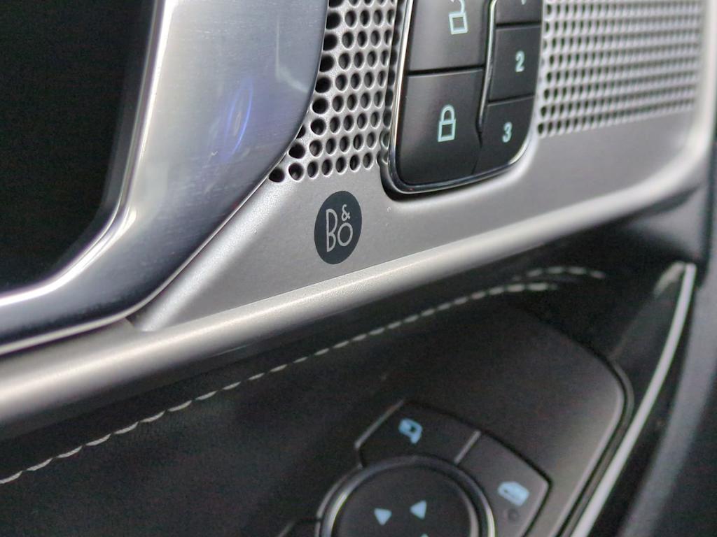 Thumbnail: 2022 Ford Explorer - 36