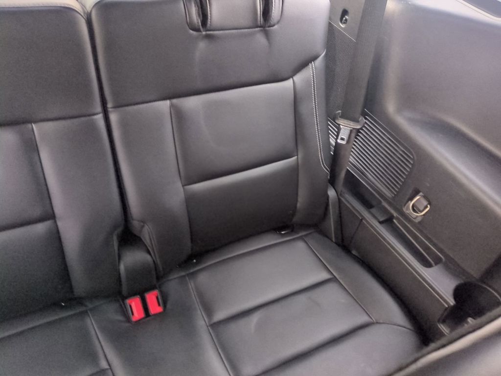 Thumbnail: 2022 Ford Explorer - 28