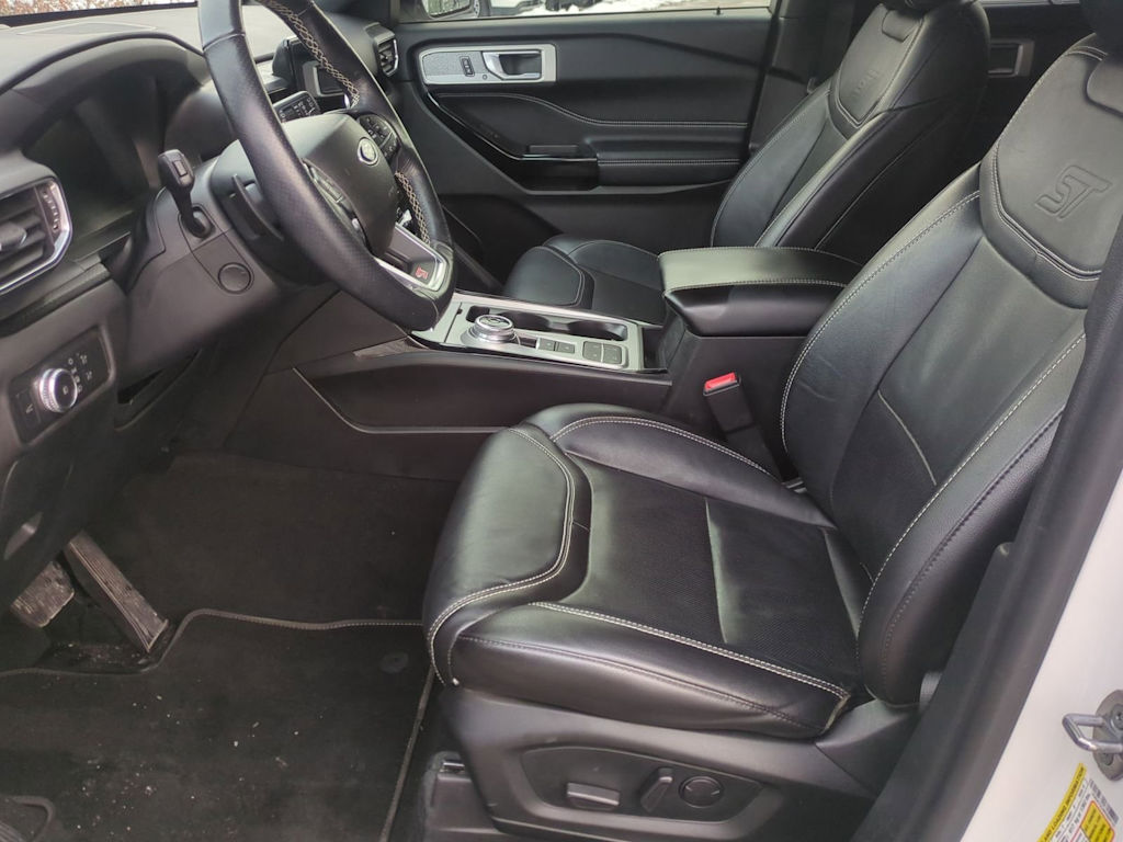 Thumbnail: 2022 Ford Explorer - 10