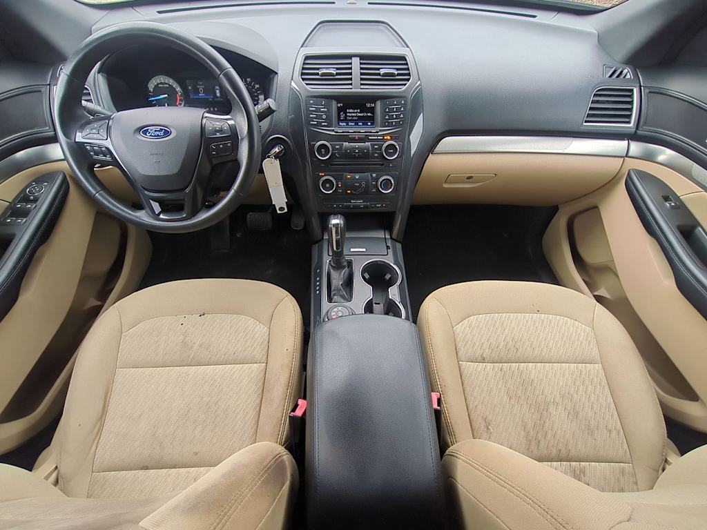 Thumbnail: 2017 Ford Explorer - 9