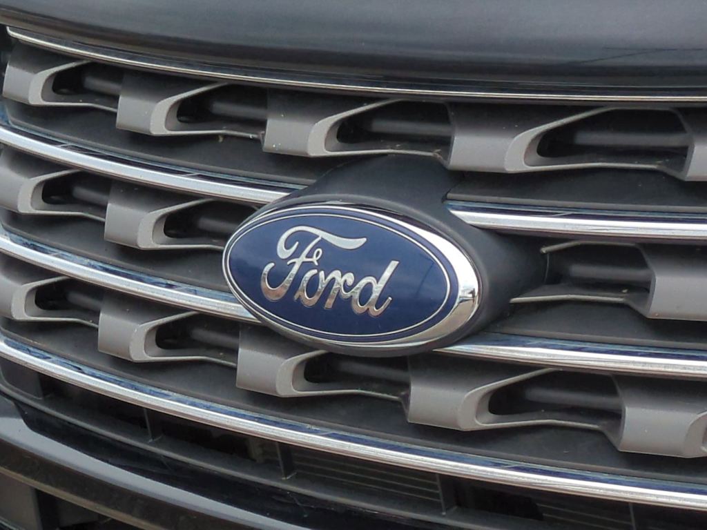 Thumbnail: 2017 Ford Explorer - 7