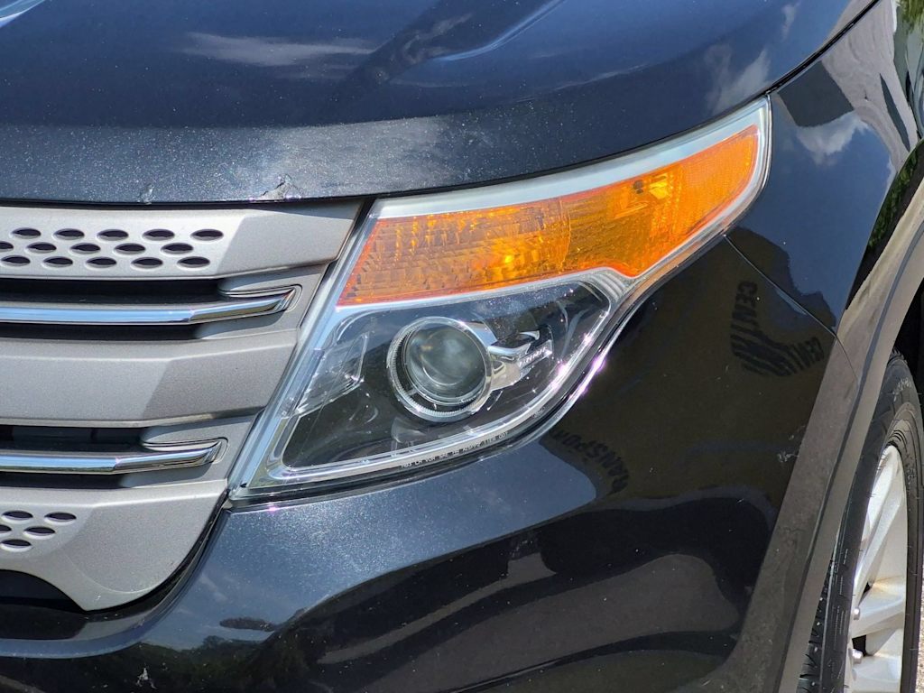 Thumbnail: 2015 Ford Explorer - 23