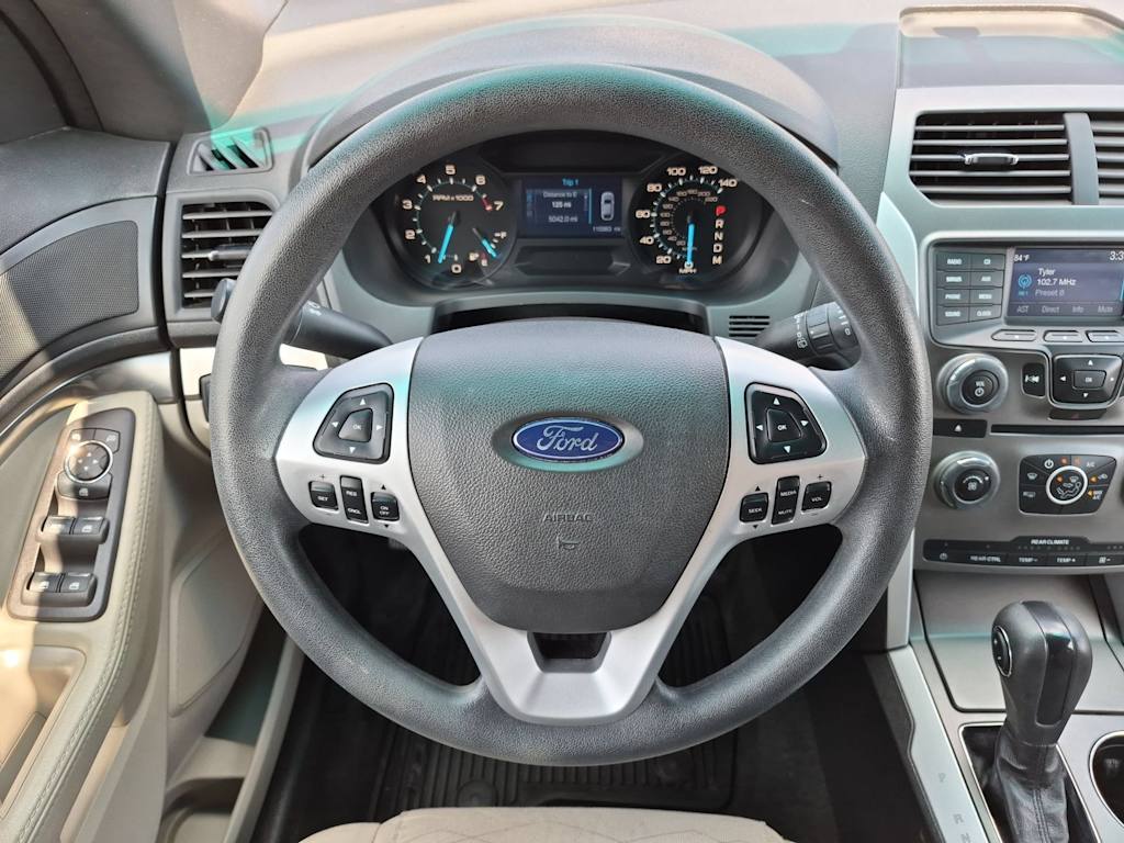 Thumbnail: 2015 Ford Explorer - 12
