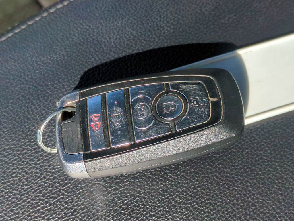 Thumbnail: 2018 Ford Explorer - 17