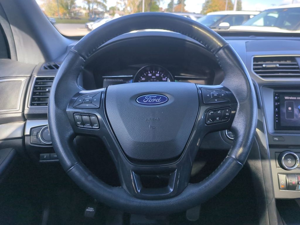 Thumbnail: 2018 Ford Explorer - 13