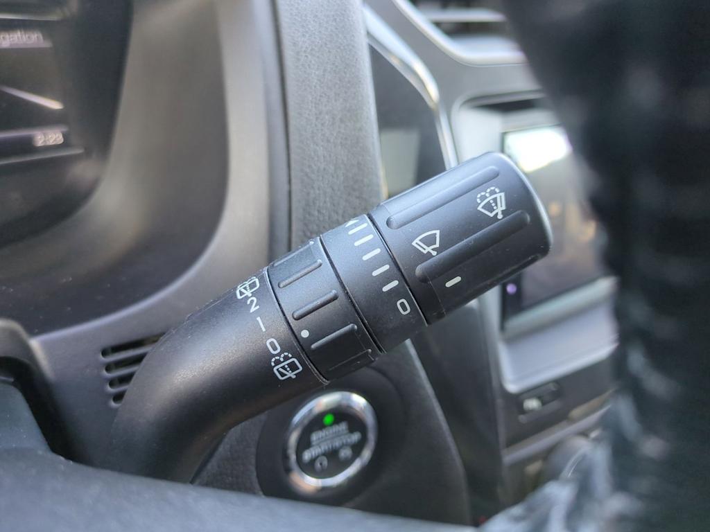 Thumbnail: 2018 Ford Explorer - 15