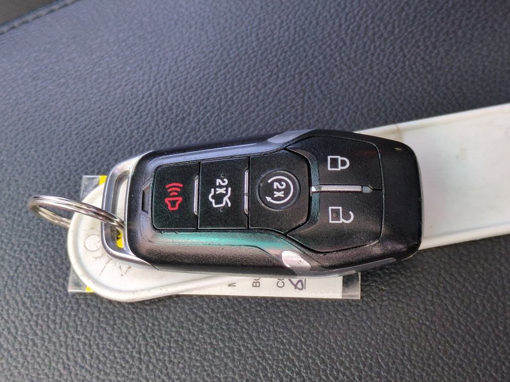 Thumbnail: 2017 Ford Explorer - 17