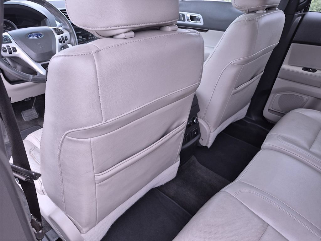 Thumbnail: 2015 Ford Explorer - 10