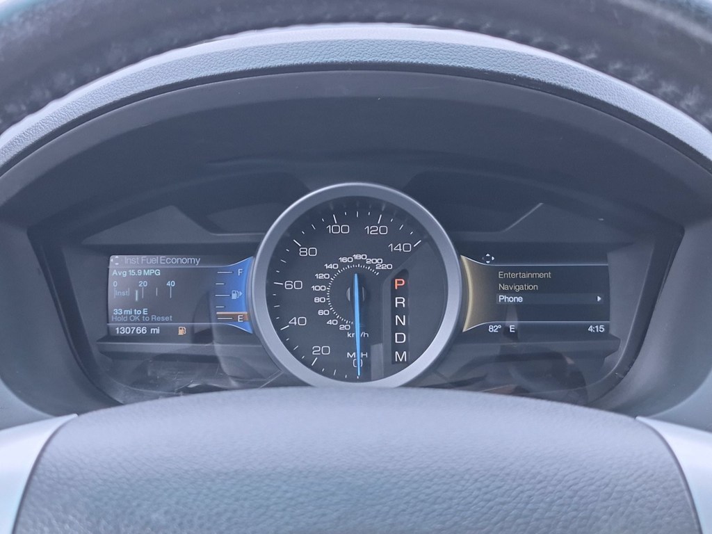 Thumbnail: 2015 Ford Explorer - 15