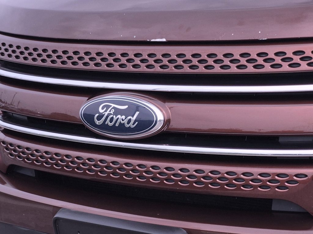 Thumbnail: 2015 Ford Explorer - 6