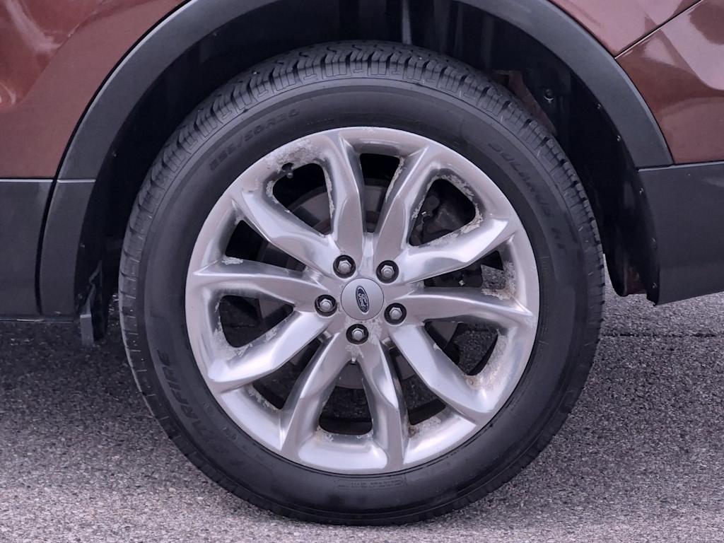 Thumbnail: 2015 Ford Explorer - 7