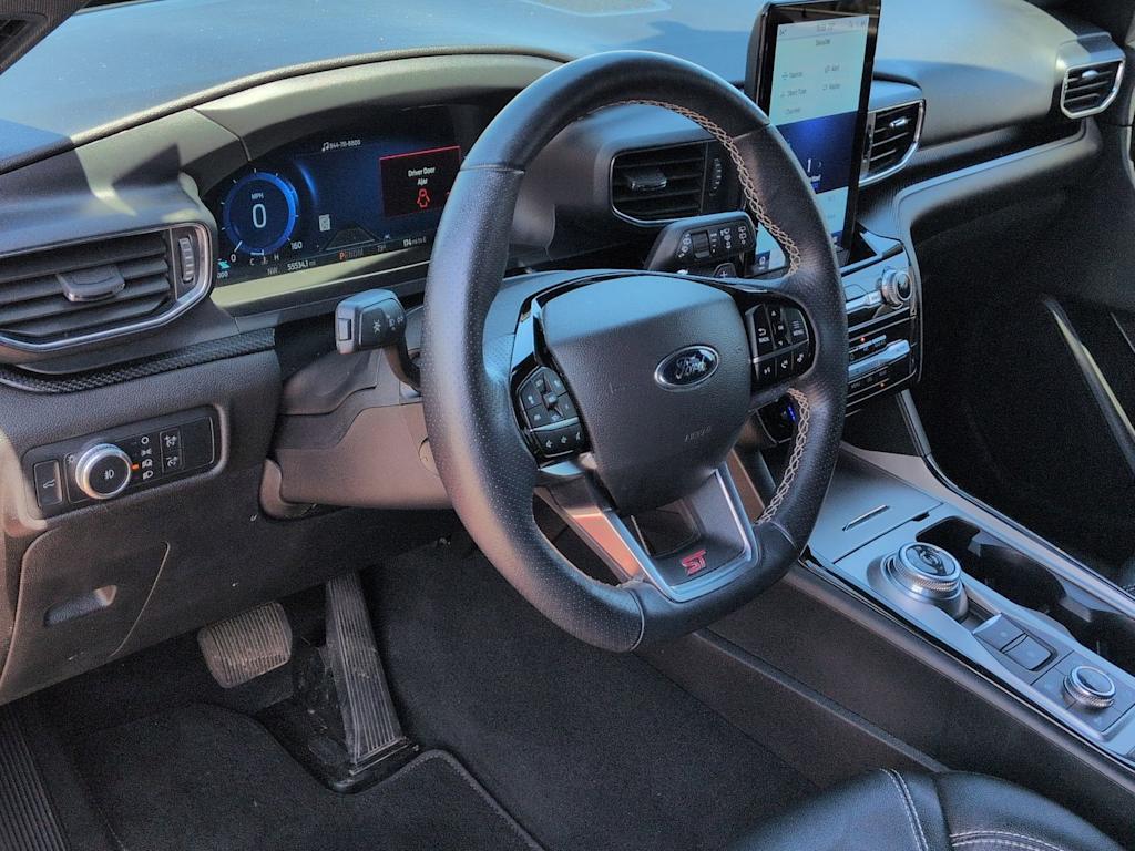 Thumbnail: 2022 Ford Explorer - 2