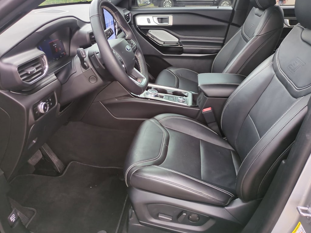 Thumbnail: 2023 Ford Explorer - 10