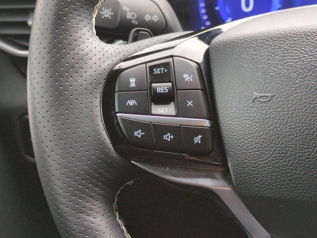 Thumbnail: 2023 Ford Explorer - 28