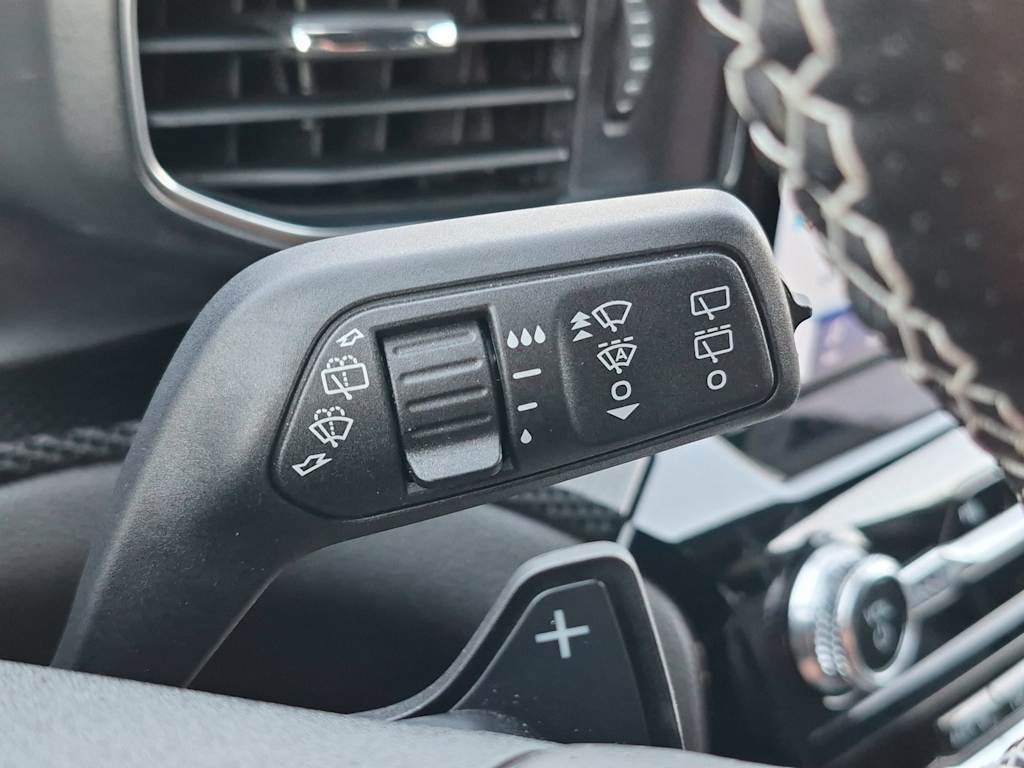 Thumbnail: 2023 Ford Explorer - 31