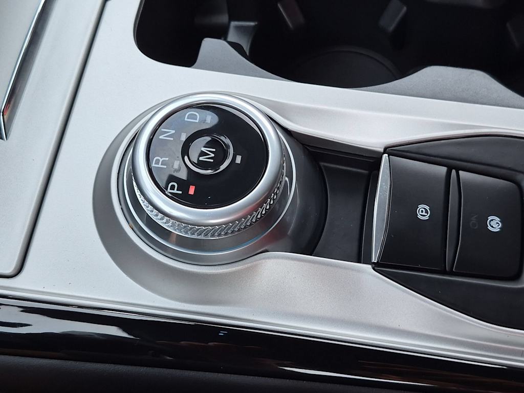 Thumbnail: 2023 Ford Explorer - 36