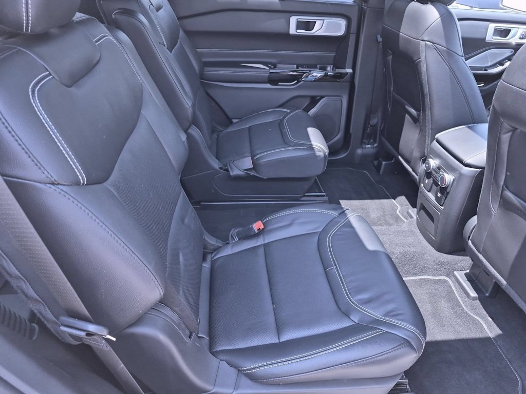 Thumbnail: 2022 Ford Explorer - 24